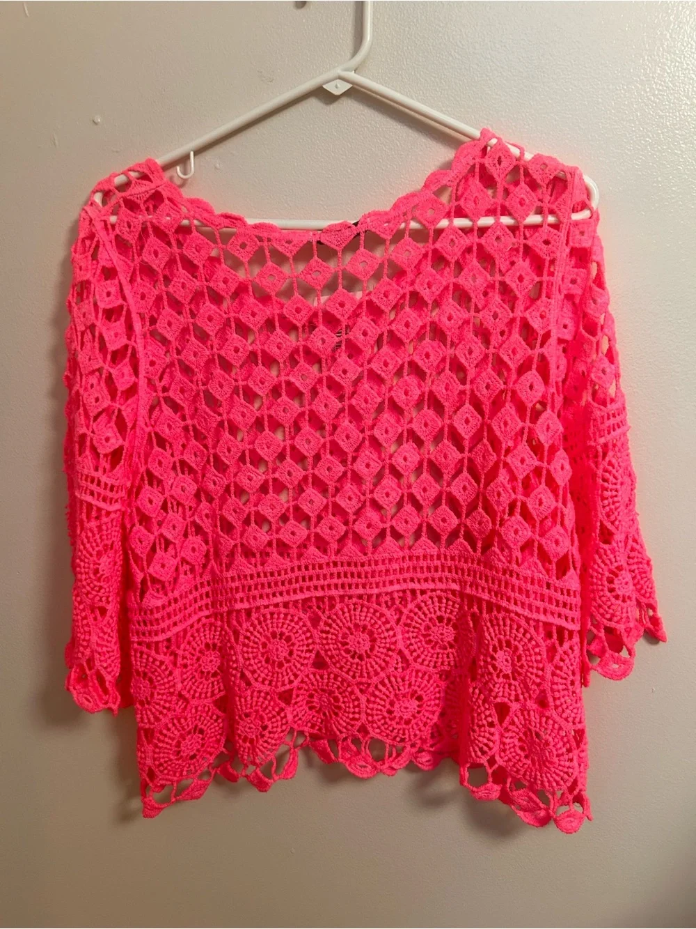 NWT Hot Pink Crochet Open Knit Top Cover Up Beach Summer Festive Boho Hippie OS - Picture 4 of 7